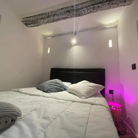 B Ot Le Cocon De La Prefecture - Old Town *