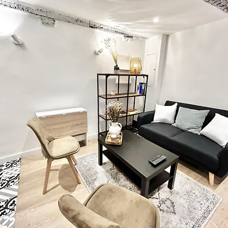 B Ot Le Cocon De La Prefecture - Old Town *